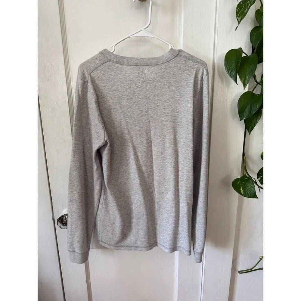 Hollister men’s size medium gray sweater